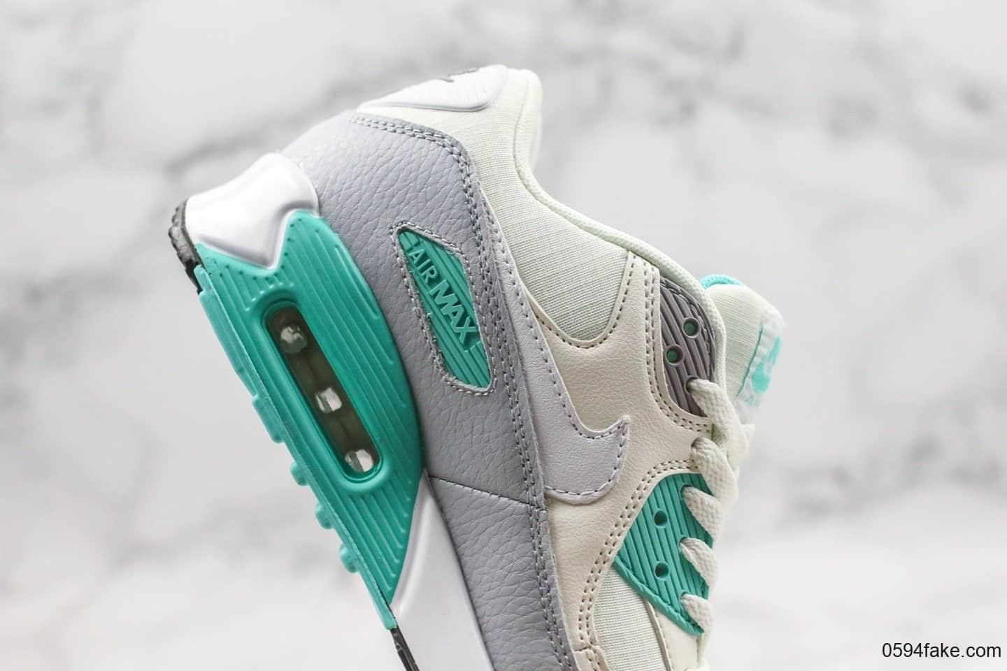 耐克Nike Air Max 90 Essential纯原版本复古气垫跑鞋max90白灰绿色内置可视气垫原盒原标 货号：325213-140