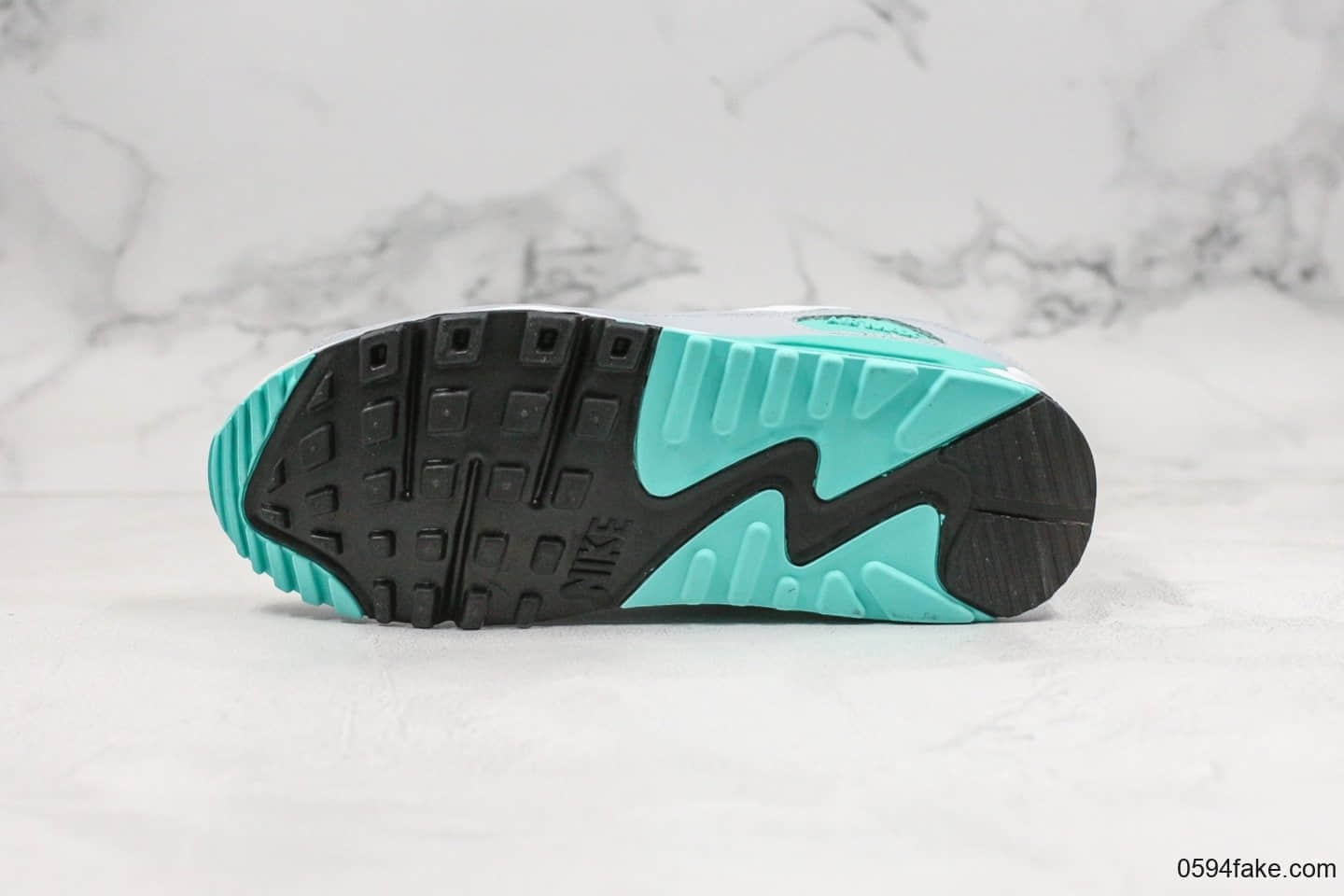 耐克Nike Air Max 90 Essential纯原版本复古气垫跑鞋max90白灰绿色内置可视气垫原盒原标 货号：325213-140