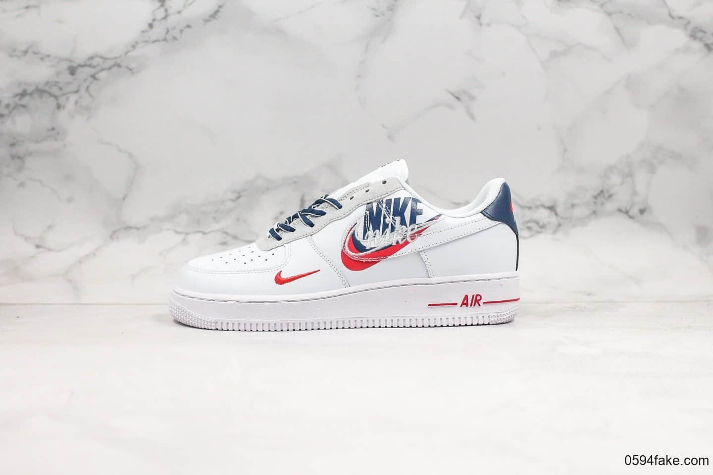 耐克Nike Air Force 1 Low 1'07 Lv8公司级版本低帮空军一号白蓝双勾内置气垫原楦头原纸板打造 货号：CT1138-133