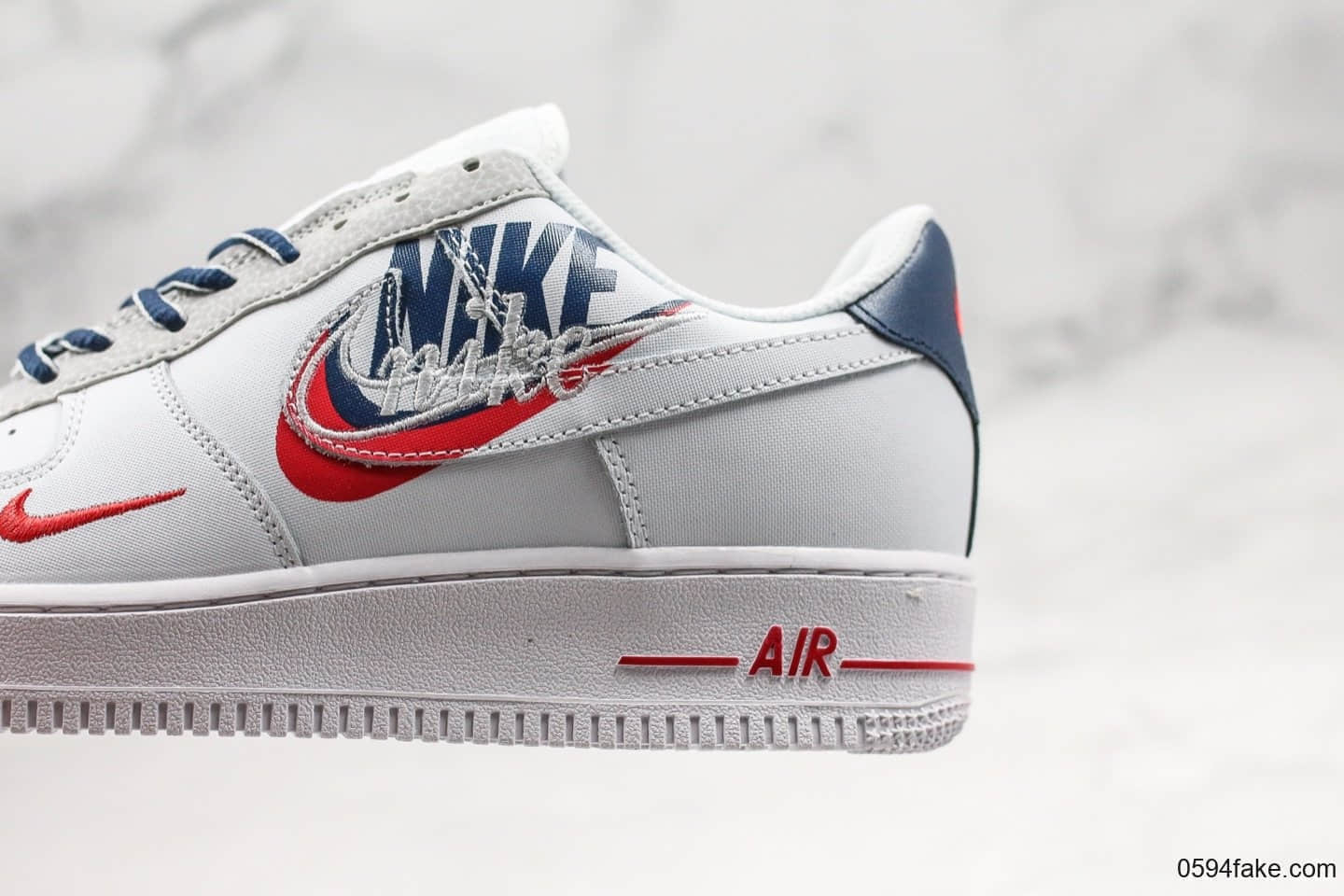 耐克Nike Air Force 1 Low 1'07 Lv8公司级版本低帮空军一号白蓝双勾内置气垫原楦头原纸板打造 货号：CT1138-133