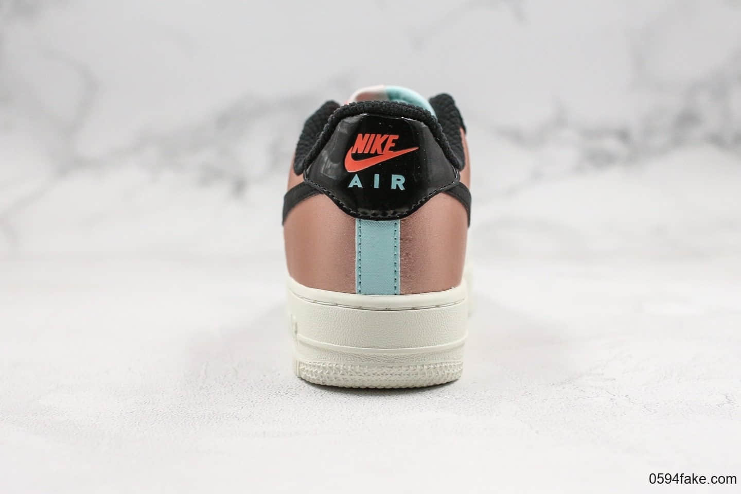 耐克Nike Air Force 1 Low纯原版本低帮空军一号粉白红内置全掌气垫原楦头纸板打造原档案数据开发 货号：CT3429-900