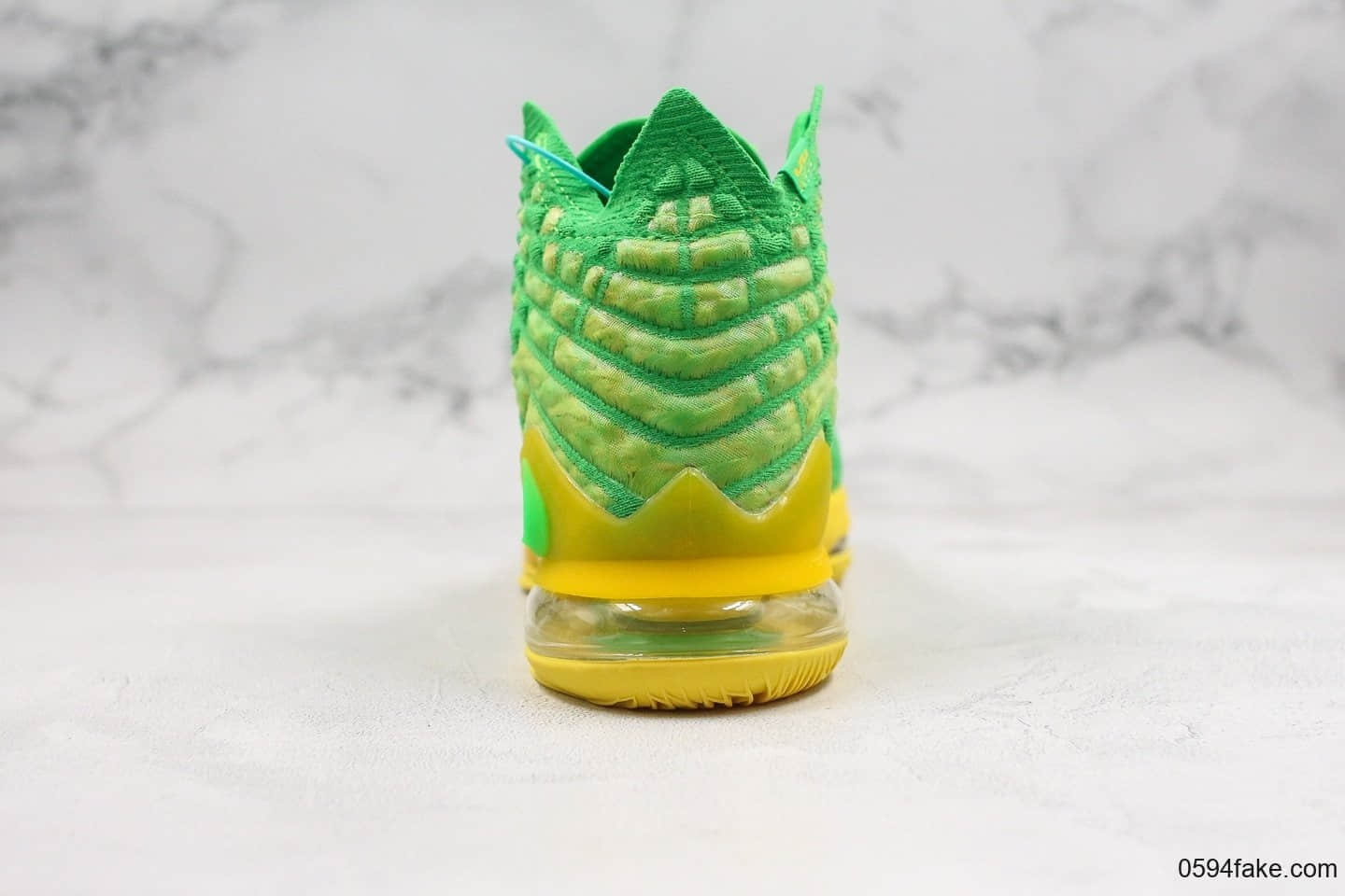 耐克Nike LeBron 17 Future Air纯原版本詹姆斯17代篮球鞋苹果荧光绿内置气垫支持实战原盒配件 货号：BQ3177-917