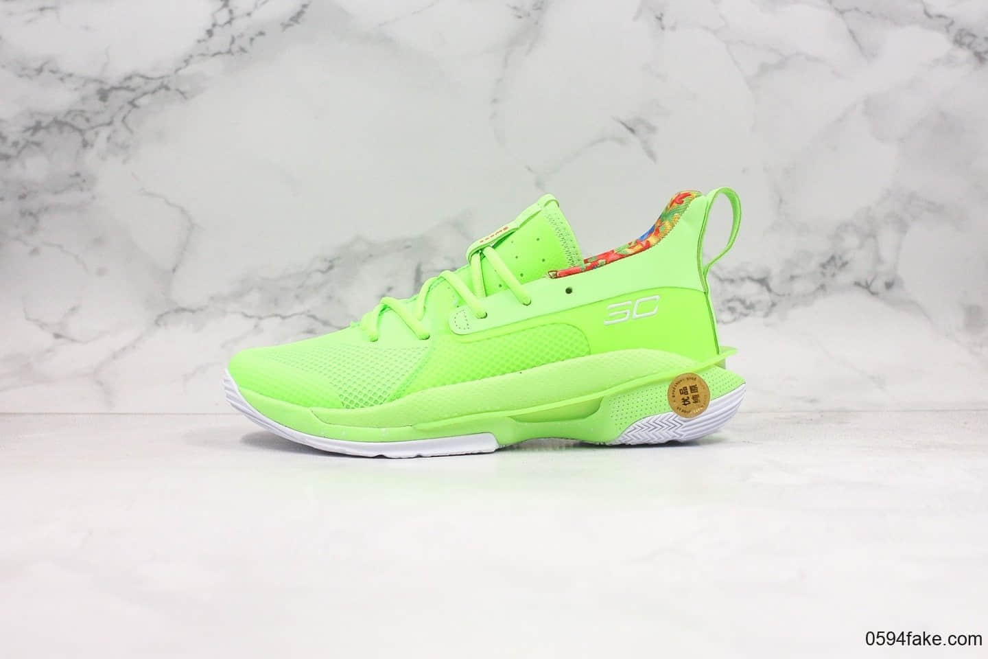 安德玛Under Armour Curry 7纯原版本库里7代签名系列荧光绿配色篮球鞋原盒配件原档案数据开发 货号：3021258-302