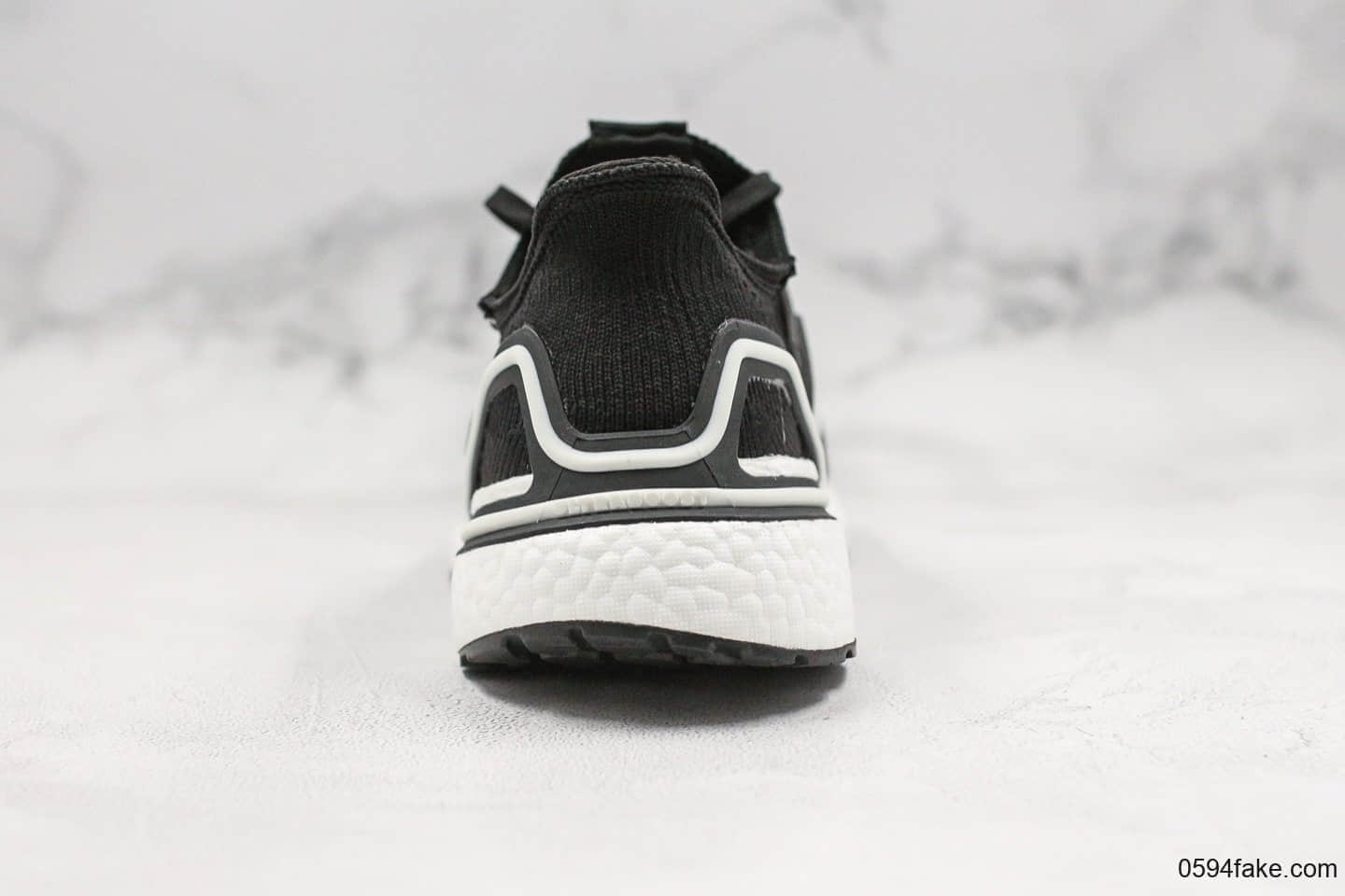 阿迪达斯Adidas UltraBoost19 CONSORTIUM纯原版本爆米花UB5.0黑白限定配色原厂巴斯夫大底官方同步抗扭转系统 货号：EH1014