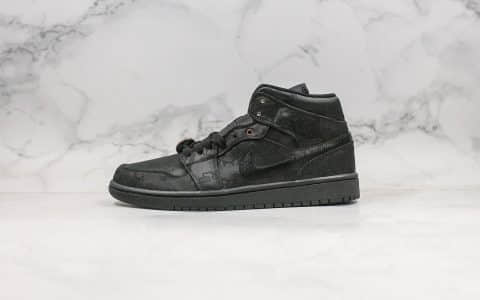 乔丹What Szie Edison Chen x Air Jordan 1 AJ1 Mid纯原版本中帮AJ1陈冠希联名款黑丝绸内置钢印原厂丝绸面料 货号：CU2804-300