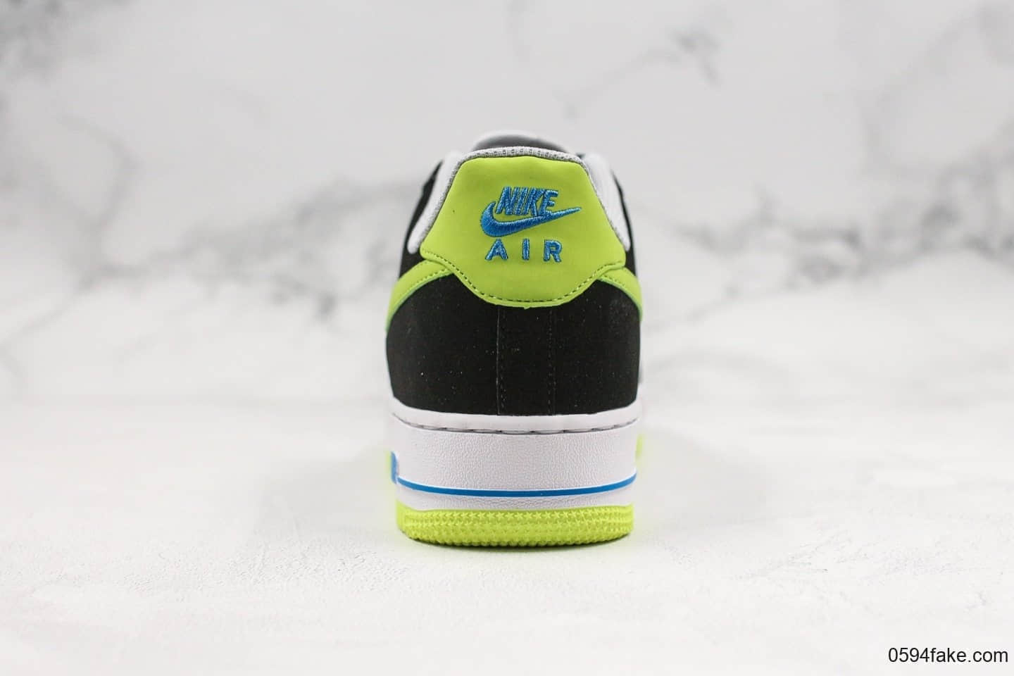 耐克Nike Air Force 1 Low 07纯原版本3M黑白绿斑马纹低帮空军一号内置气垫原档案数据开发 货号：488298-077