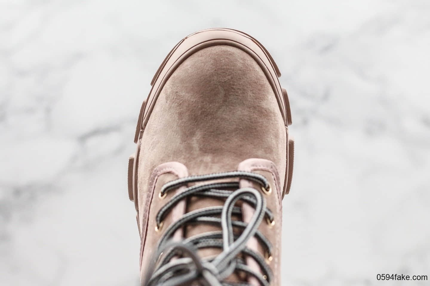 UGG纯原版本小马丁粉色澳洲本土系带马丁靴原厂防滑大底杜泊羊皮面料打造细节可随意对比