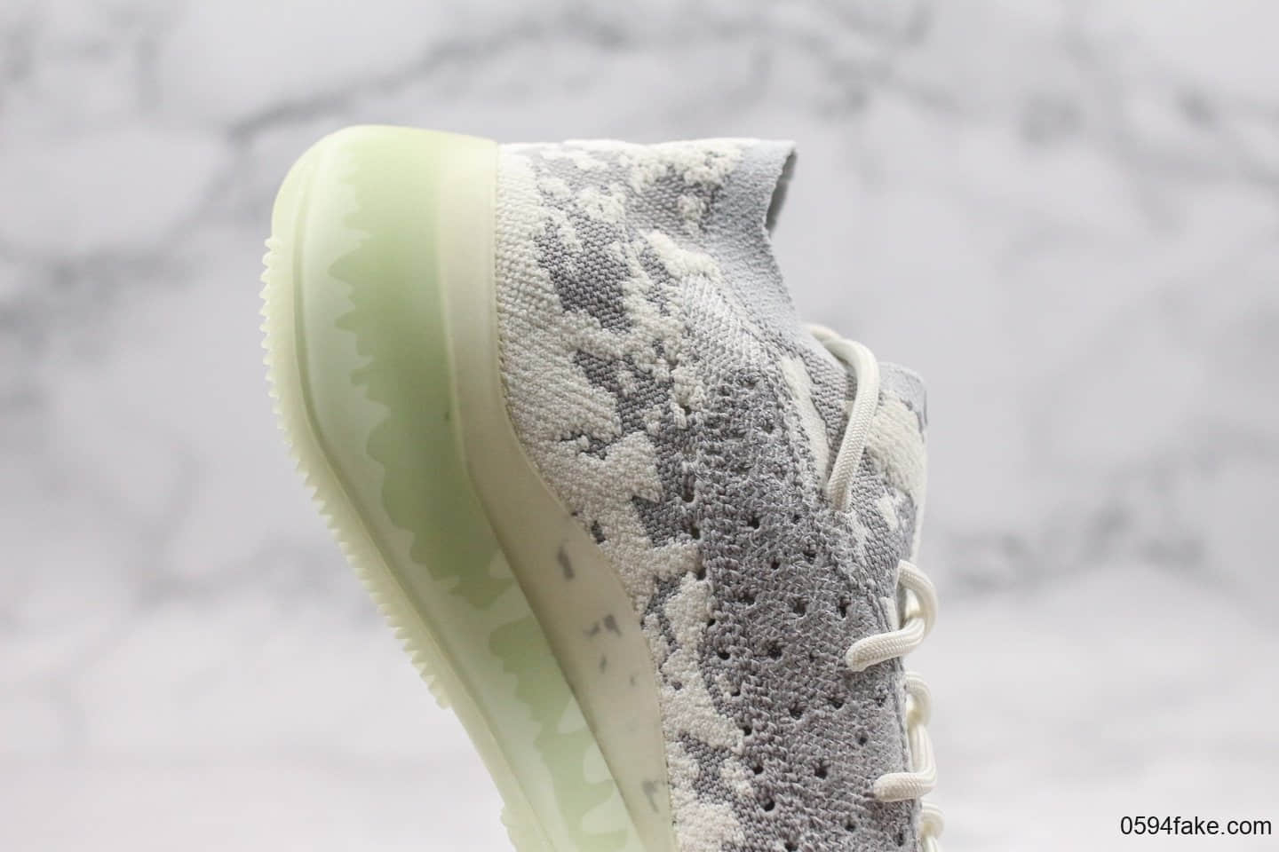 阿迪达斯Adidas Yeezy Boost 380 V3 Alien公司级版本雪花斑点外星人侃爷联名款叶子380V3原厂boost中底原档案数据开发 货号：FV3260