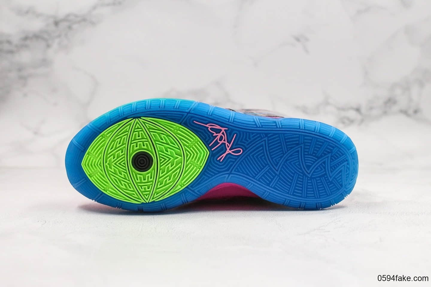 耐克Nike Kyrie 6 Pre-Heat Tokyo纯原版本欧文6粉色东京限定配色原档案数据开发实战篮球鞋 货号：CQ7634-601