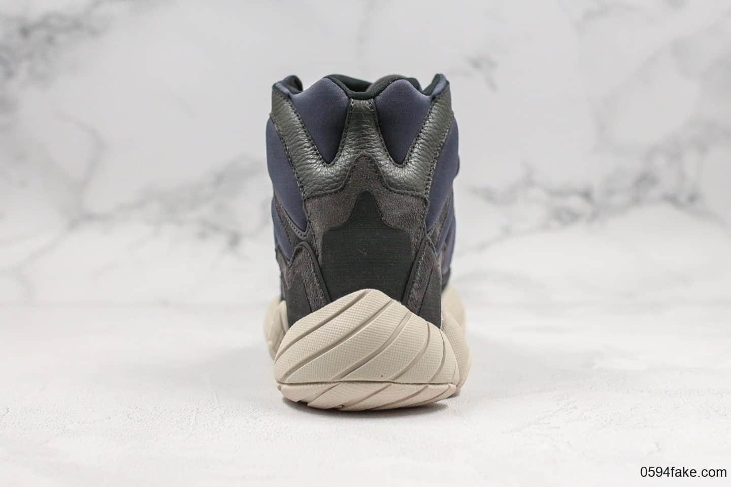 阿迪达斯Adidas Yeezy 500 HIGH「Slate」纯原版本椰子500高帮黑曜石配色原盒原标纤维面料打造 货号：FW4968