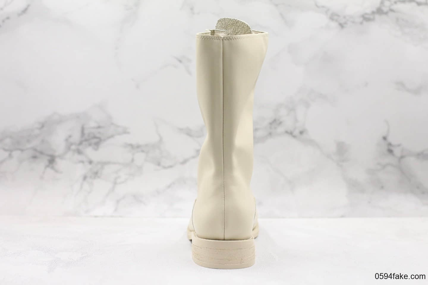 吉迪Guidi front zip calf-length boot 310纯原版本中筒马丁靴米白原档案数据开发原鞋开模一比一打造 货号：A699-11518118