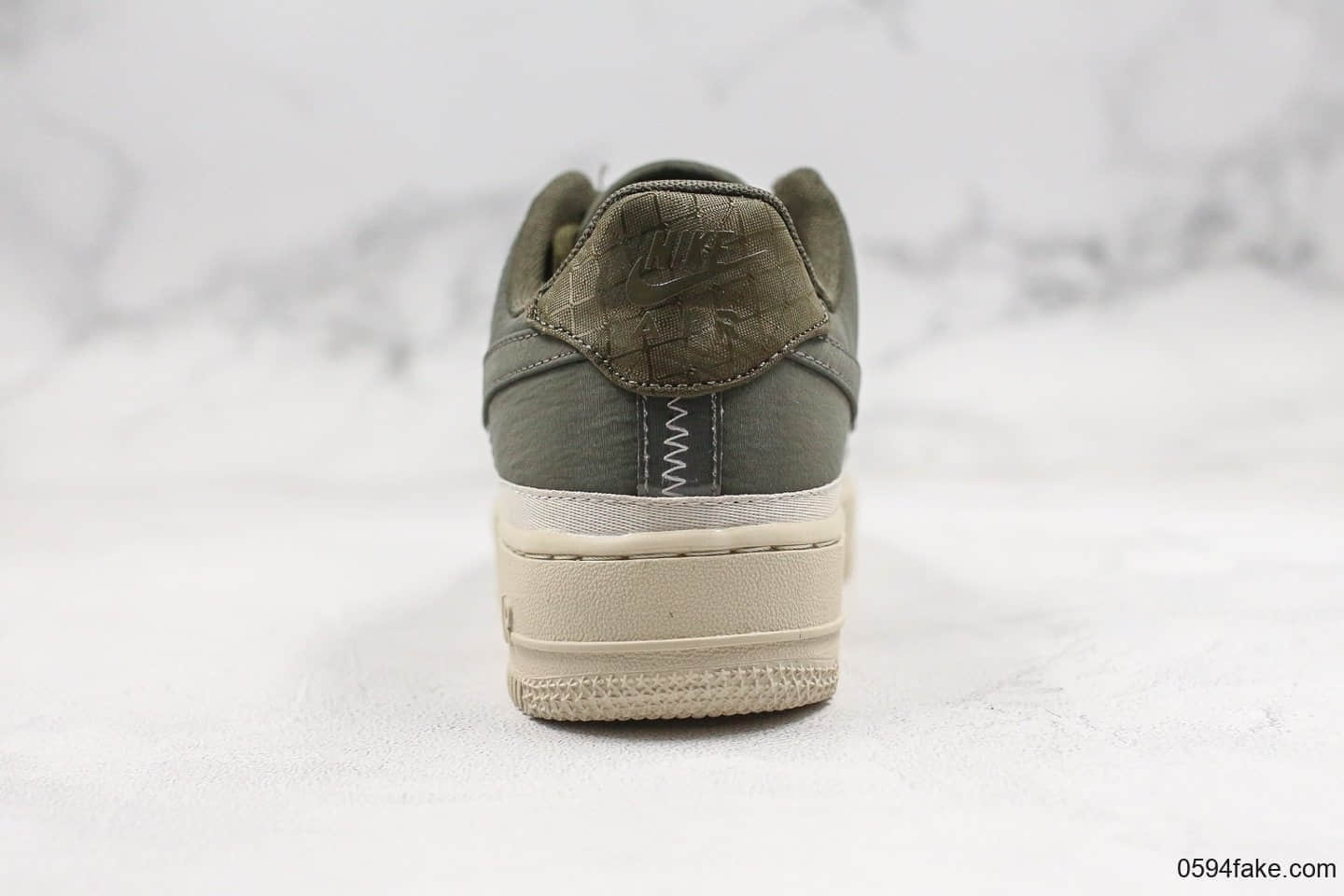 耐克Nike Air Force 1 '07 SE纯原版本低帮空军一号灰绿色内置气垫原盒原标原档案数据开发 货号：AA0287-302