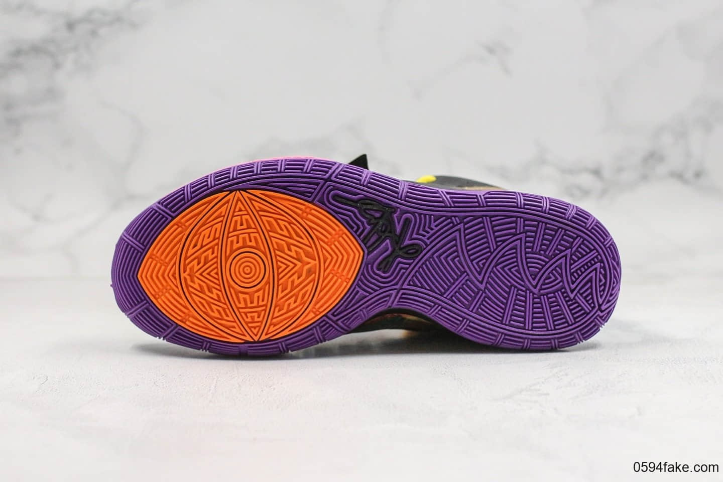 耐克Nike Kyrie 6 Pre-Heat Beijing纯原版本欧文6代北京城市限定黑紫配色内置气垫支持高强度实战 货号：CD5029-001