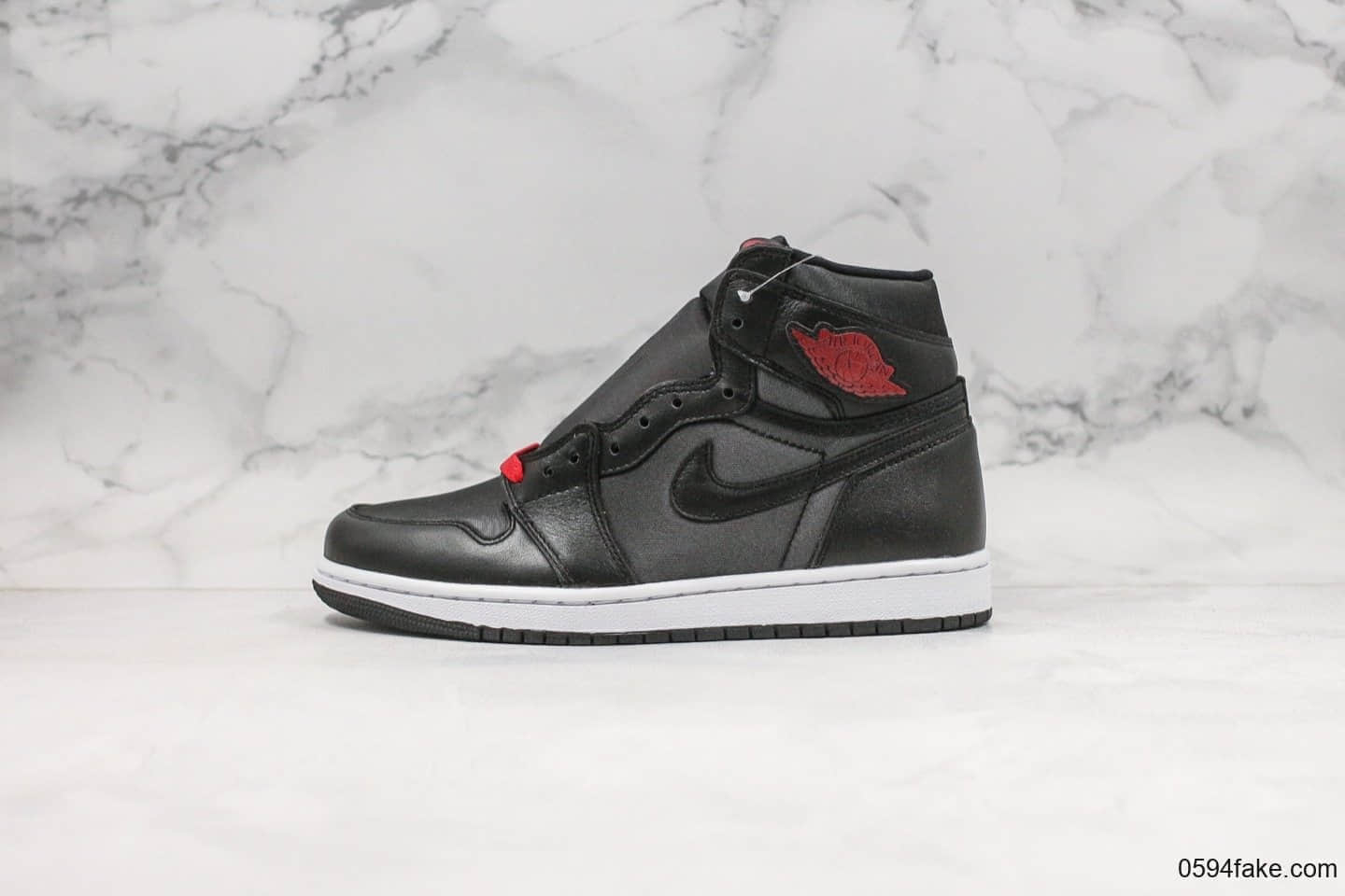 乔丹Air Jordan 1 High OG Black Satin纯原版本黑红丝绸AJ1原档案数据开发打造 货号：555088-060