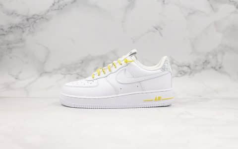 耐克NIKE WMNS AIR FORCE 1 '07 LX纯原版本低帮空军一号解构白黄色全鞋定制头层皮独特鞋带设计内置气垫 货号：898889-104