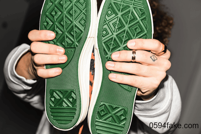 特色树纹印花！Carhartt x Chuck 70s现已发售！