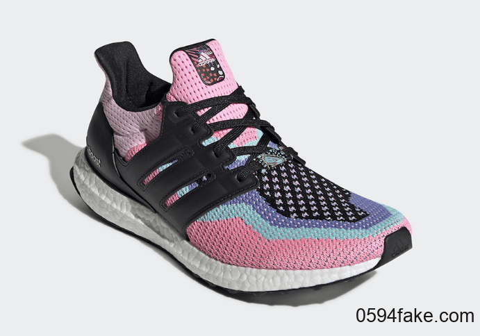 多彩鞋面+特色印花！这双Ultra Boost 2.0你打几分？ 货号：FW5421