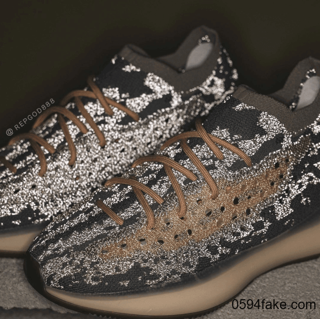 Yeezy Boost 380 “Mist”首度曝光！还有满天星版本！