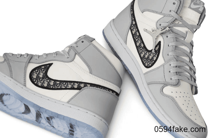 超限量重磅联名来袭！Dior x Air Jordan 1实物图首度曝光！