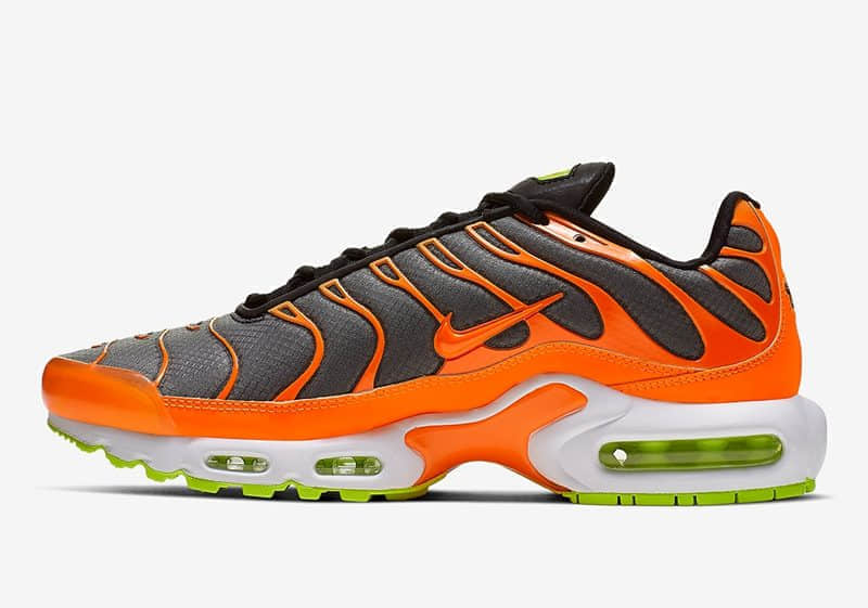 Nike Air Max Plus “Color Flip” 鸳鸯配色，货号：CI5924-061