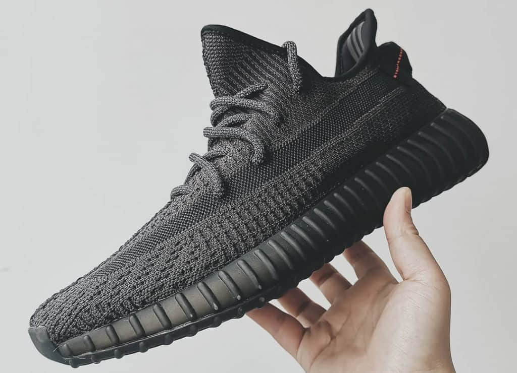 Adidas Yeezy 350 Boost V2 “Black” 货号：FU9161