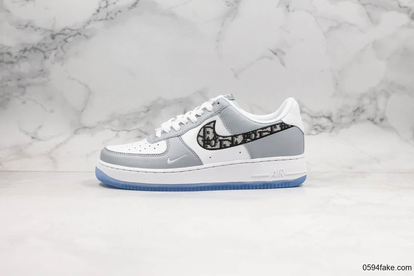 耐克DIOR x Nike WMNS Air Force 1纯原版本迪奥联名款空军一号灰黑色内置气垫超软头层皮革鞋面原档案数据开发 货号：5553688-888