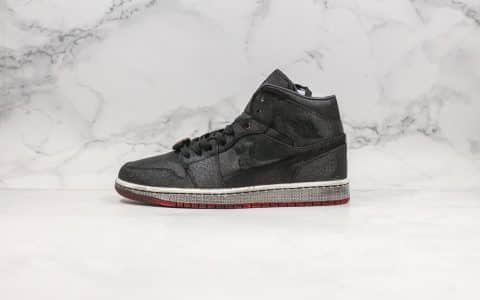 乔丹Dover Street Market x CLOT x Air Jordan 1 Mid DSM Black纯原版本三方联名款AJ1黑红做旧丝绸内置Sole气垫原盒原标 货号：CU2804-002