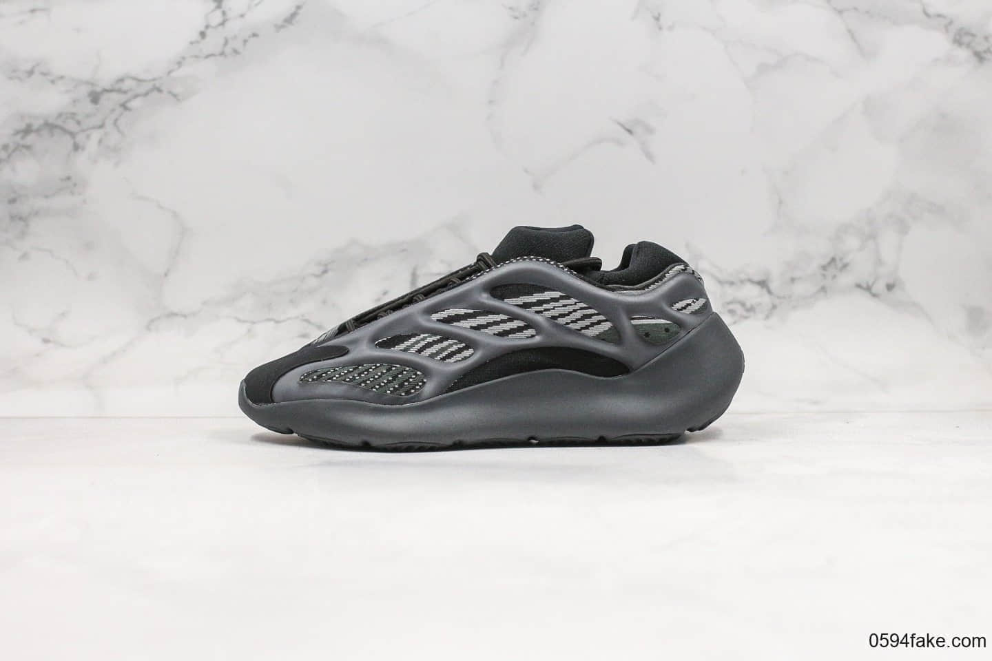 阿迪达斯Adidas Yeezy 700 V3 Azael纯原版本椰子700V3黑色骨架夜光老爹鞋原厂Boost缓震大底原档案数据开发 货号：H67799