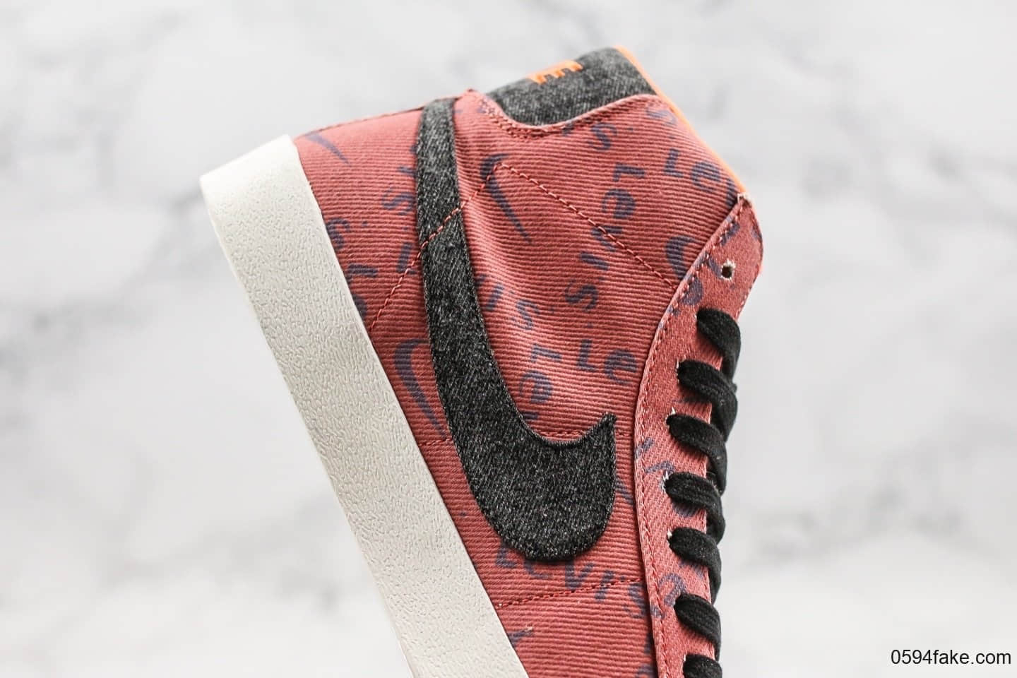 耐克Nike Blazer Mid x Levi's Strauss公司级版本李维斯联名款牛仔高帮开拓者内置Zoom气垫原楦头原纸板打造 货号：QH9368-004