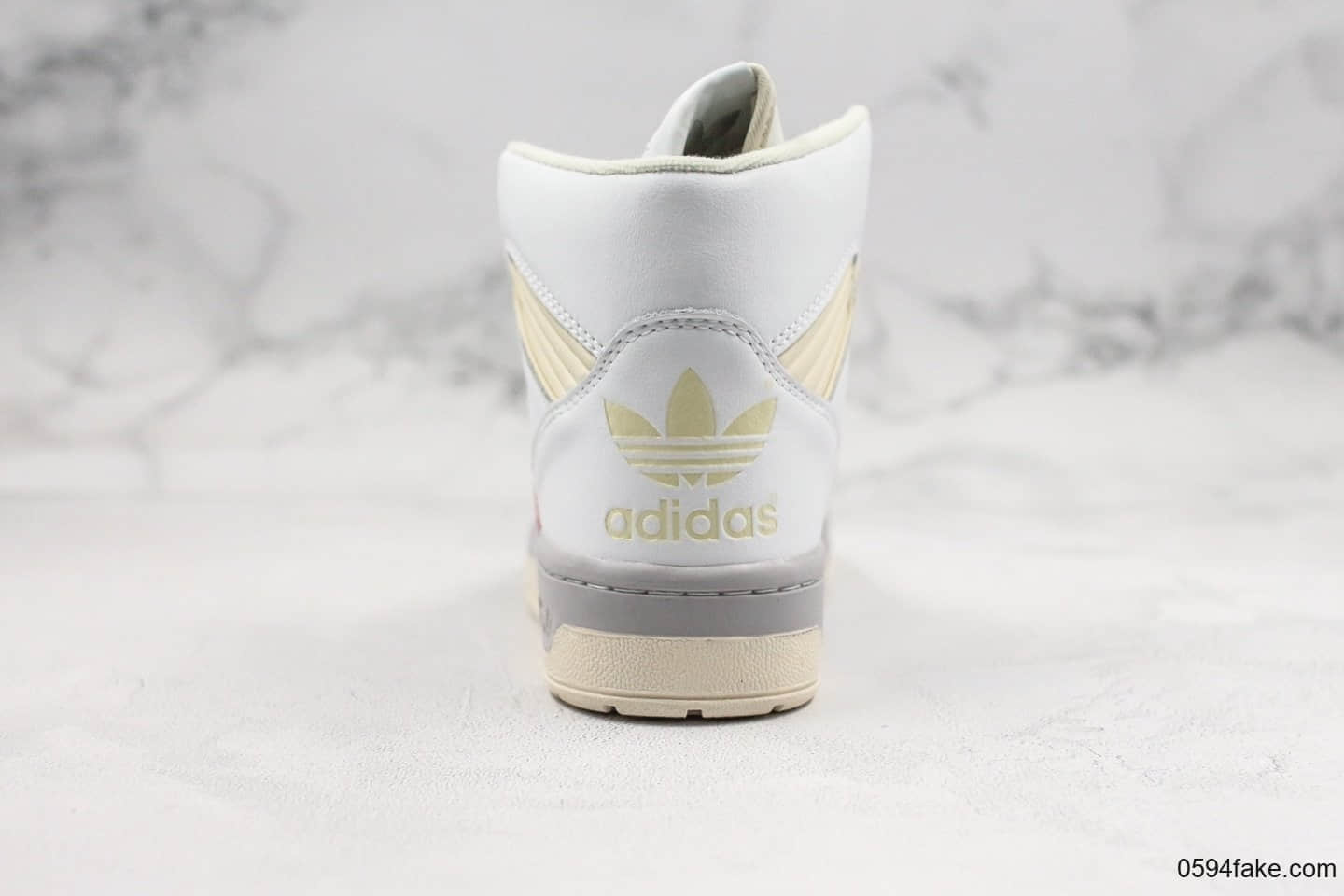 阿迪达斯Adidas RIVALRY TR纯原版本复古高帮篮球鞋原厂EVA高弹中底双色系带原盒原标
