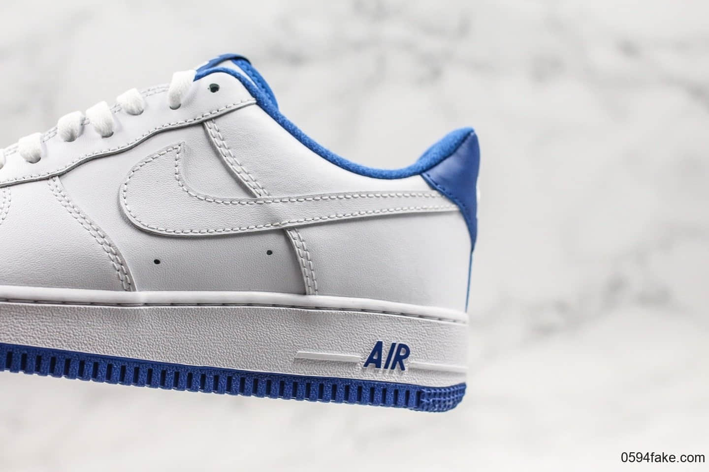 耐克Nike air force 1 07 low white deep royal white纯原版本低帮空军一号空军海军蓝原盒原标内置全掌气垫 货号：CD0884-102