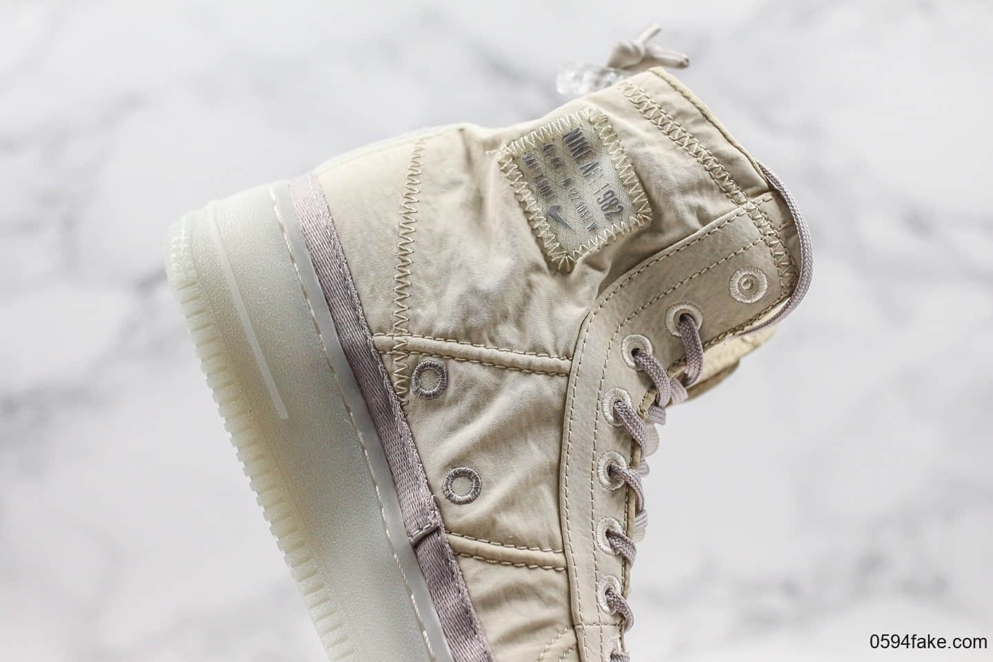 耐克Nike Air Force 1 Shell WMNS纯原版本高帮机能空军一号褶皱丝绸灰色原档案数据开发原盒原标 货号：BQ6096-002