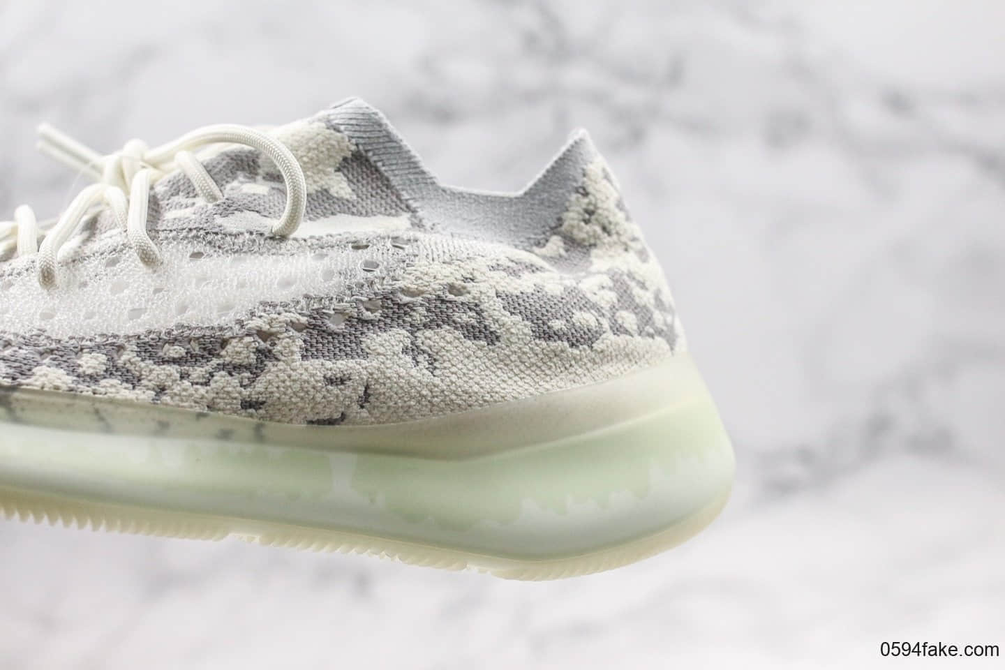 阿迪达斯Adidas Yeezy Boost 380 V3 Alien纯原版本侃爷联名限定椰子380V3限定雪花斑点全掌真Boost缓震中底原盒原标 货号：FV3260