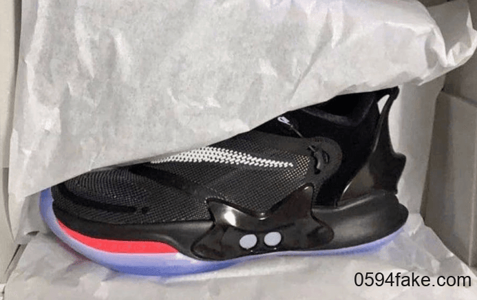 自动系带篮球鞋又来了！Nike Adapt BB2实物首度曝光！