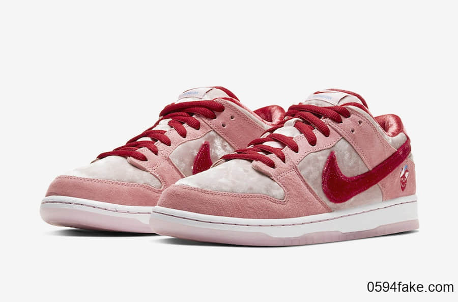 StrangeLove x Nike SB Dunk Low“情人节”释出官图！2月8日发售！满满少女心！ 货号：CT2552-800