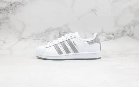 阿迪达斯Adidas Superstar W纯原版本三叶草贝壳头闪银满天星原厂EVA蓝底全头层小牛皮面料 货号：EG8135