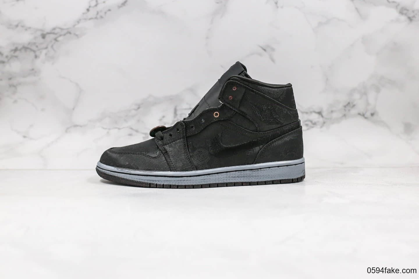 乔丹Air Jordan 1 Mid Fearless x Edison Chen纯原版本陈冠希联名款AJ1黑丝绸原盒原标表皮可撕 货号：CU2804-300