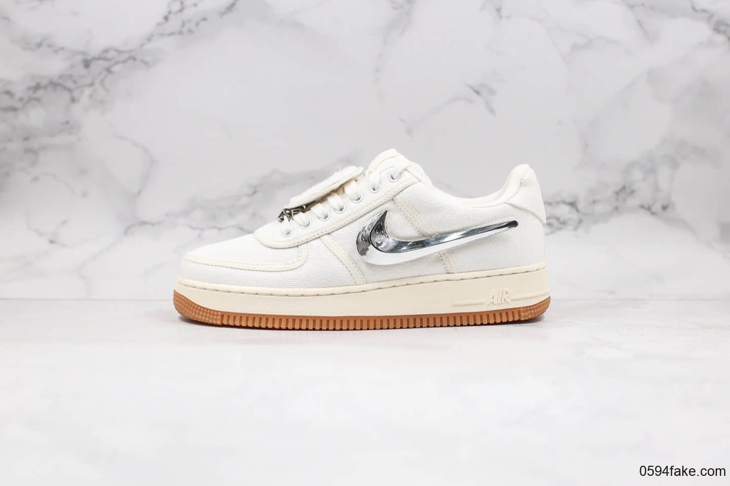 耐克Travis Scott x Nike Air Force 1纯原版本联名款低帮空军一号换钩米白配色正确3M反光内置气垫原盒原标 货号：AQ4211-101