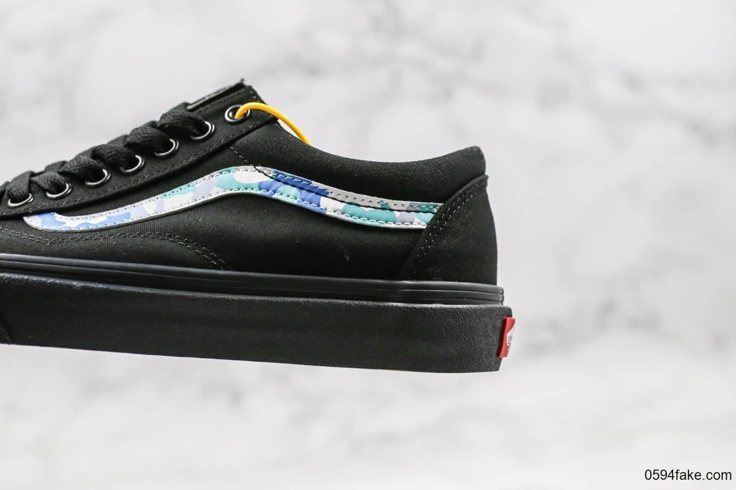 万斯Vans Old Skool Pro公司级版本春季新款黑武士低帮迷彩条纹原厂硫化大底内置钢印 货号：YJ78