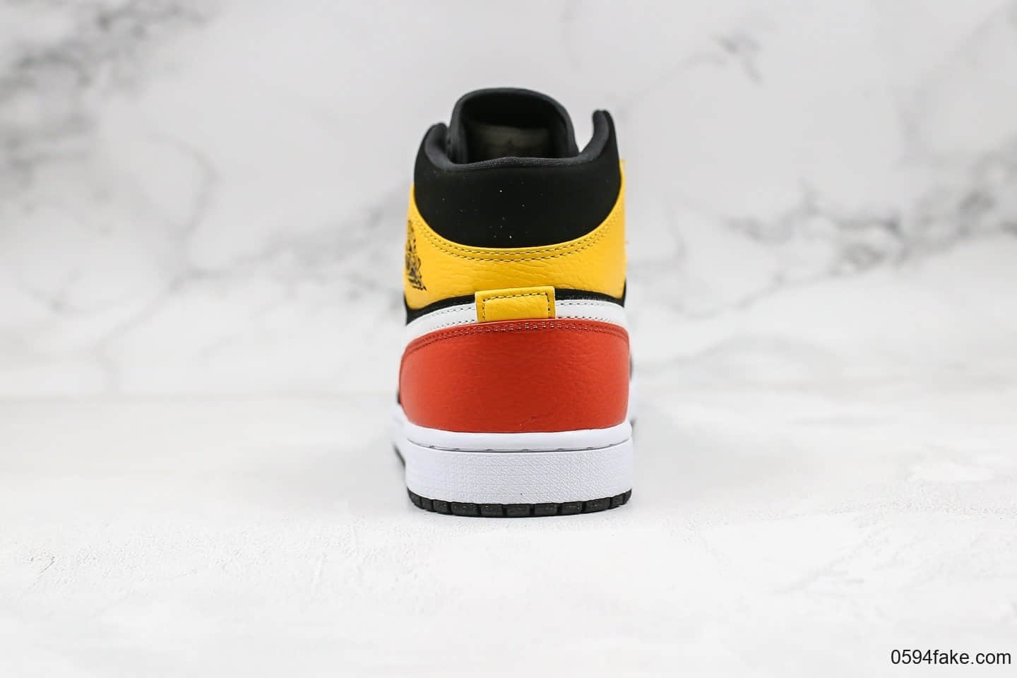 乔丹Air jordan 1 Mid纯原版本中帮AJ1黑黄扣碎拼接番茄炒蛋配色原档案数据开发原楦头原纸板打造 货号：852542-087