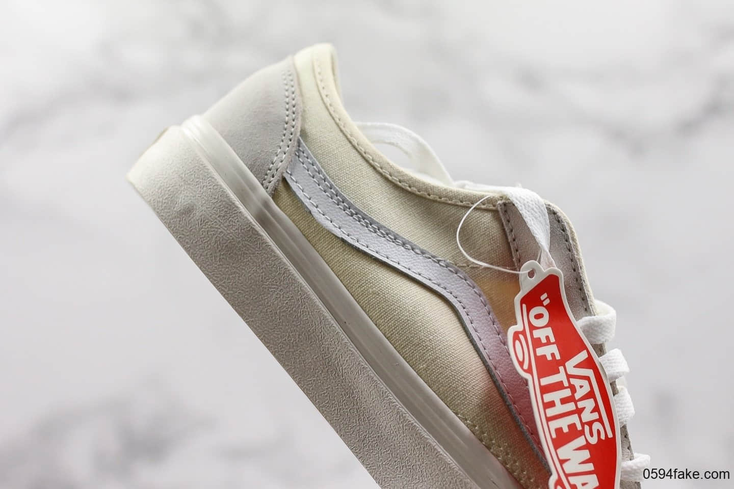 万斯Vans Style 36 Decon SF公司级版本“杀人鲸”半月包头全白配色原厂硫化大底