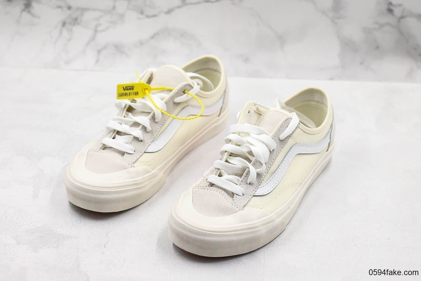 万斯Vans Style 36 Decon SF公司级版本“杀人鲸”半月包头全白配色原厂硫化大底