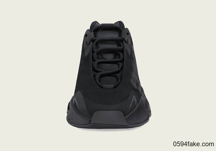 反光效果首度曝光！adidas Yeezy Boost 700 MNVN “Triple Black”将于2月8日发售！ 货号：FV4440