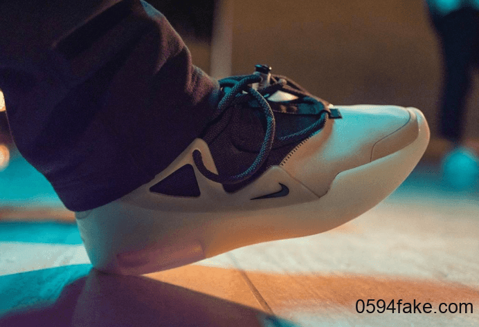 Nike FOG 1“ String”敲定发售日期！你会入手吗？ 货号：AR4237-902