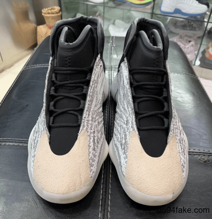椰子家族第一双篮球鞋来了！adidas Yeezy Basketball “Quantum”全明星周某发售！ 货号：EG1535