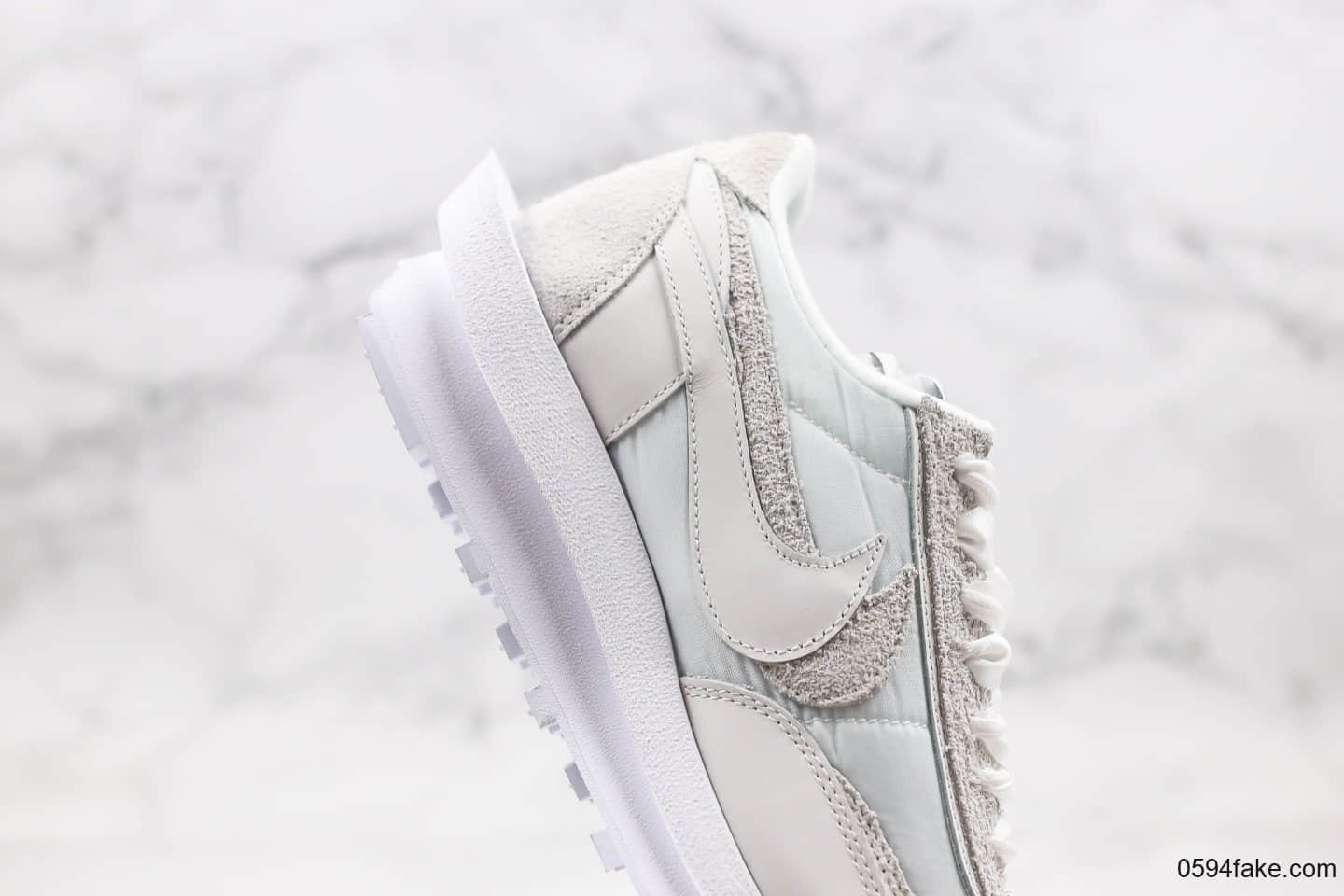 耐克NIKE LDV Waffle Grey White x SACAI纯原版本高桥盾联名款华夫鞋牛津布白色双钩原材料打造双层EVA组合大底 货号：BV0073-101