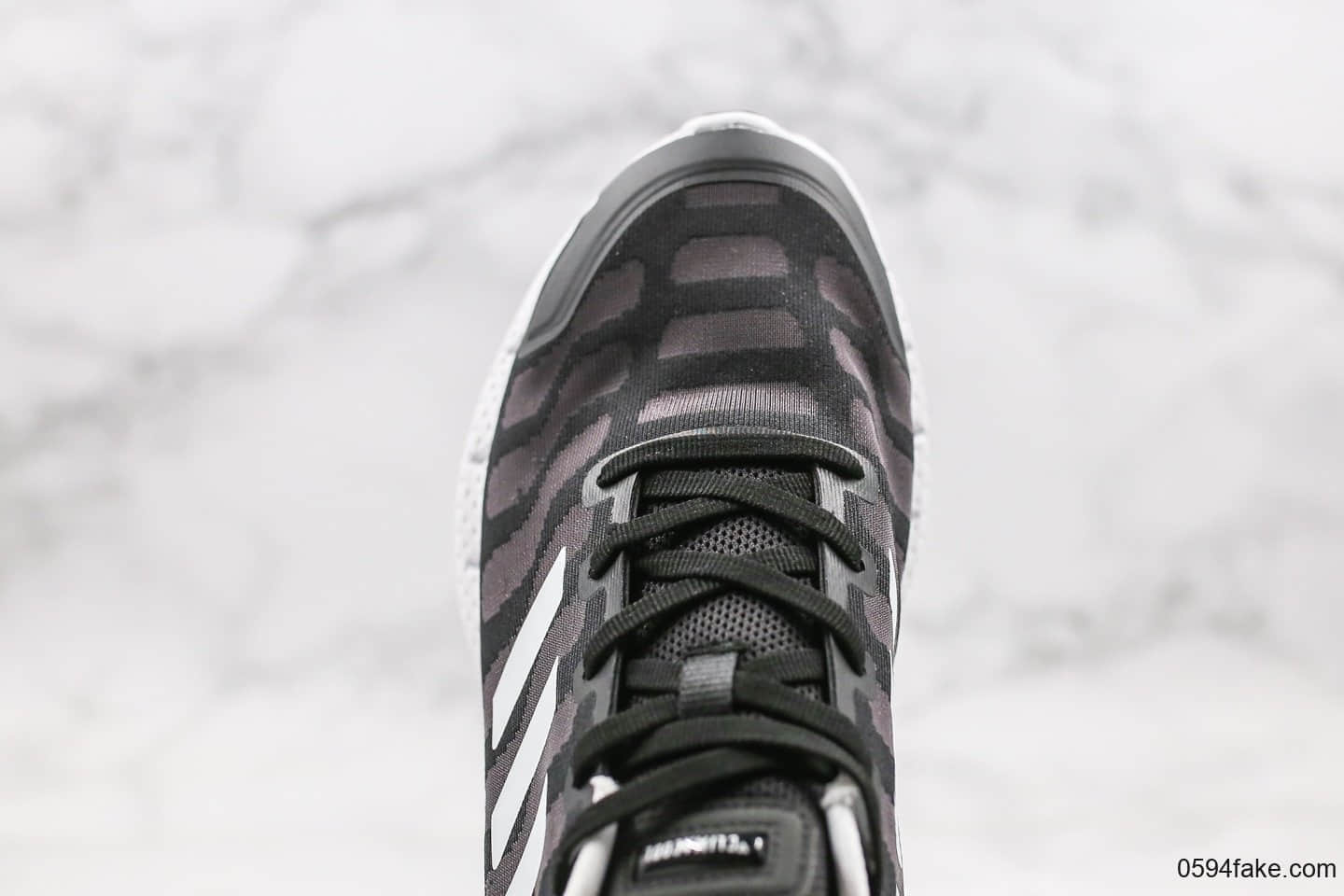 阿迪达斯adidas Climacool纯原版本清风跑鞋爆米花鞋底黑白配色原盒原标原档案数锯开发 货号：FW1223