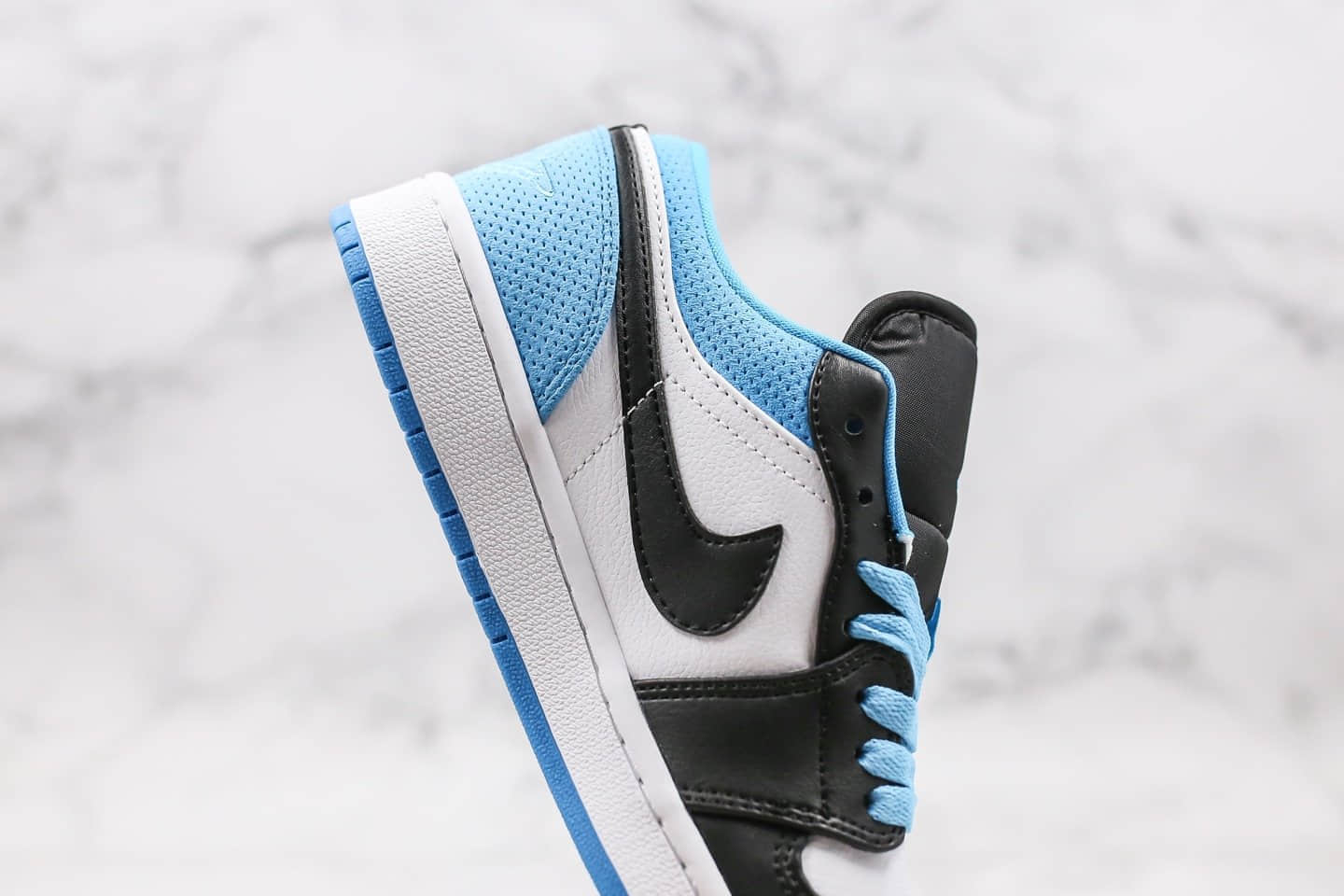 乔丹Air Jordan 1 Low Laser Blue纯原版本低帮AJ1黑蓝脚趾配色原盒原标区别市面通货版本 货号：CK3022-004