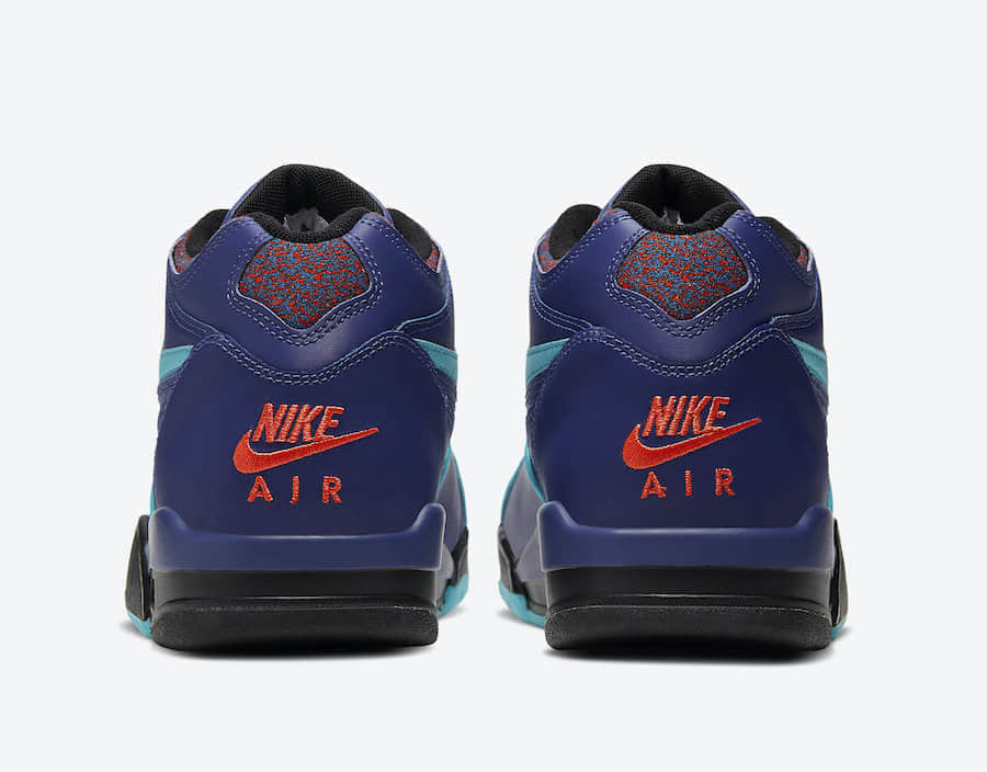 经典复古这双Nike Air Flight 89全新配色即将登场 货号：CJ5390-500