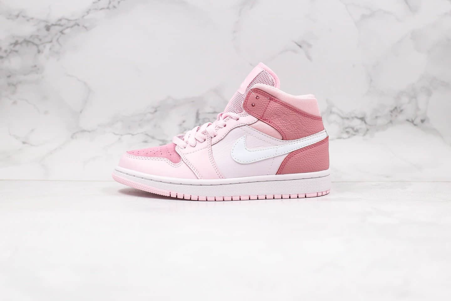 乔丹Air Jordan 1 Mid Digital Pink纯原版本中帮AJ1白粉红泡沫配色原盒原标正确鞋面皮料 货号：CW5379-600